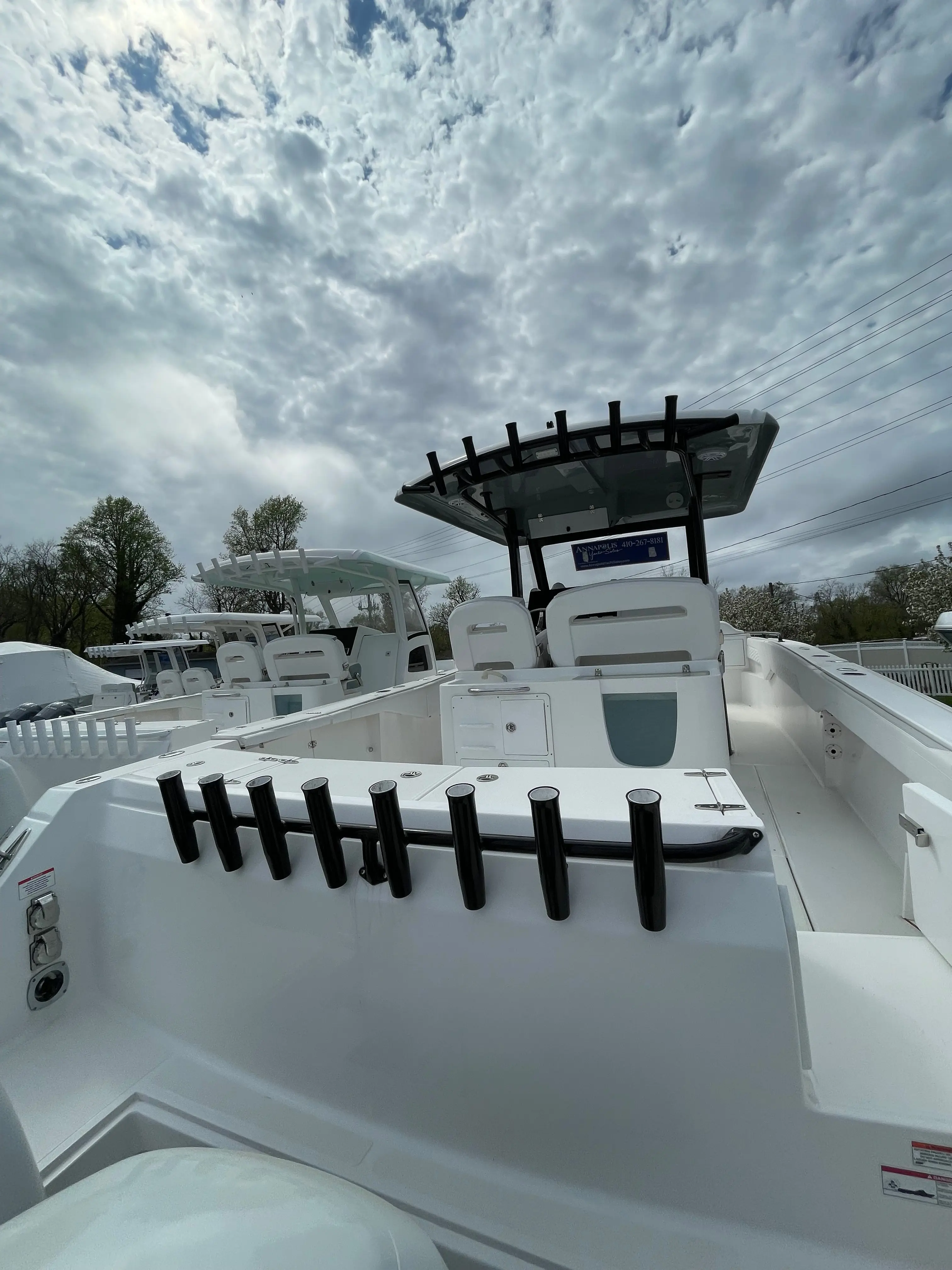 Dealer Demo Power Center Console for Sale 2022 Stamas Aventura 33T 