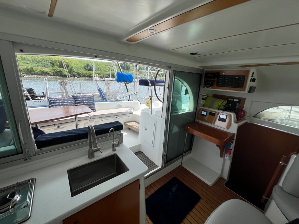 Used Sail Catamaran for Sale 2004 Lagoon 380 