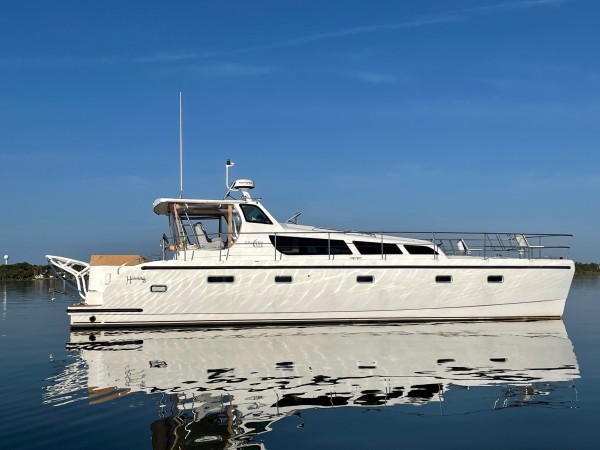 Used Power Catamaran for sale 2010 CRUISER CATS Havana 38