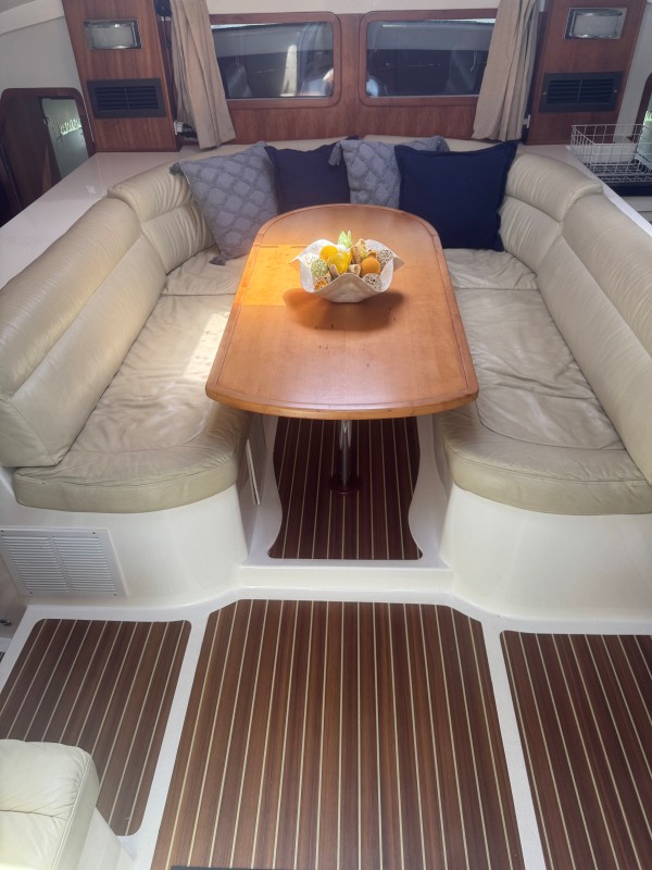 Used Power Catamaran for sale 2010 CRUISER CATS Havana 38