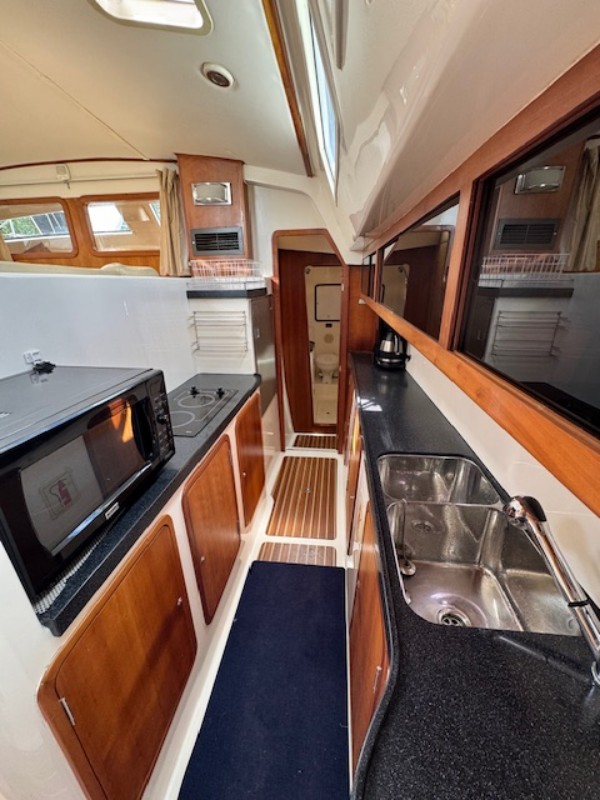 Used Power Catamaran for sale 2010 CRUISER CATS Havana 38