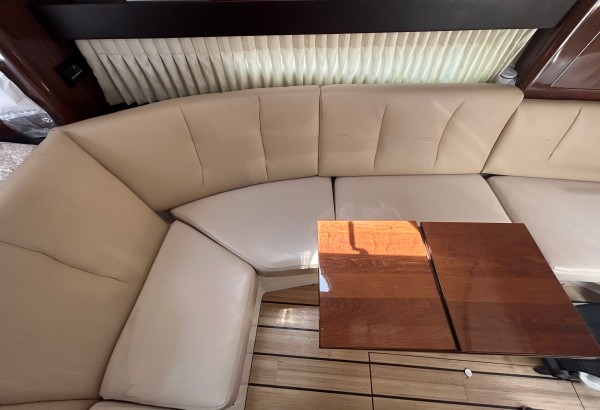 Used Power Power Boat for Sale 2015 Regal 32 Express 