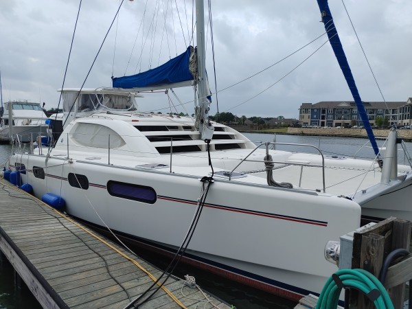 Used Sail Catamaran for sale 2011 ROBERTSON & CAINE Leopard 46