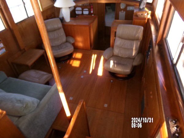 Used Power Center Console for Sale 1985 President 43 