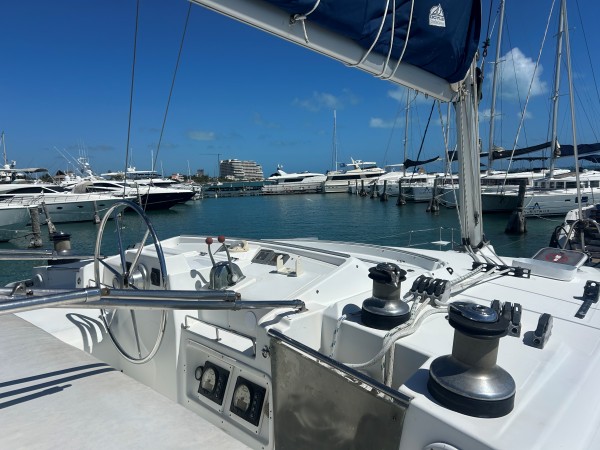 Used Sail Catamaran for Sale 2004 Lagoon 440 